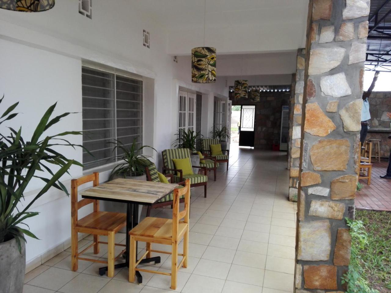 Urban Lodge Bujumbura Esterno foto