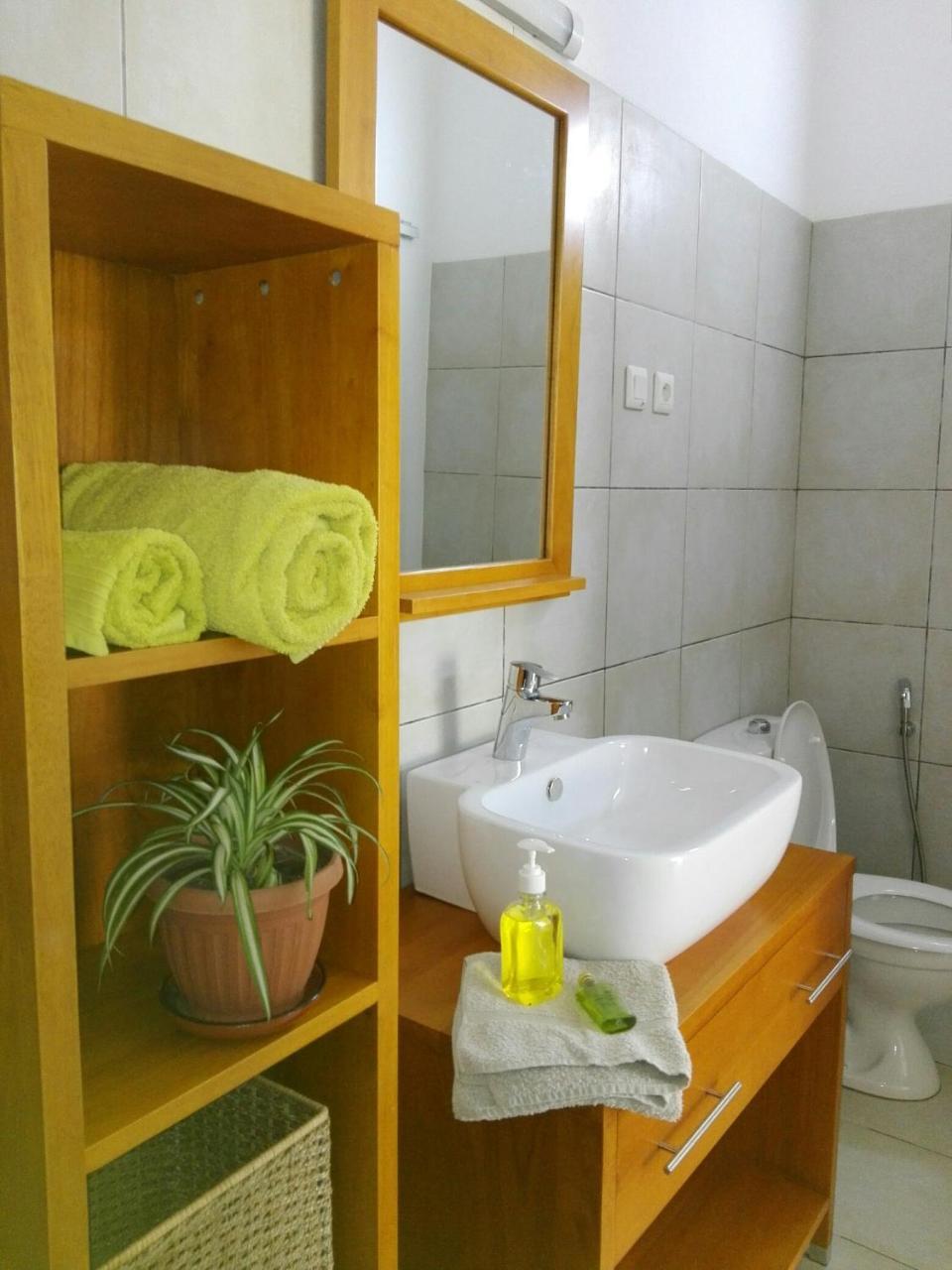Urban Lodge Bujumbura Esterno foto